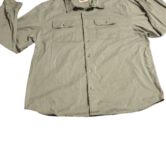 Wrangler Other - Wrangler Light Gray Button-Up Shirt
